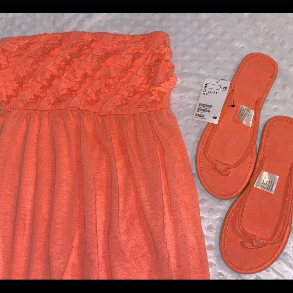 H&M 2piece swimsuit with matching cover up and flip flops